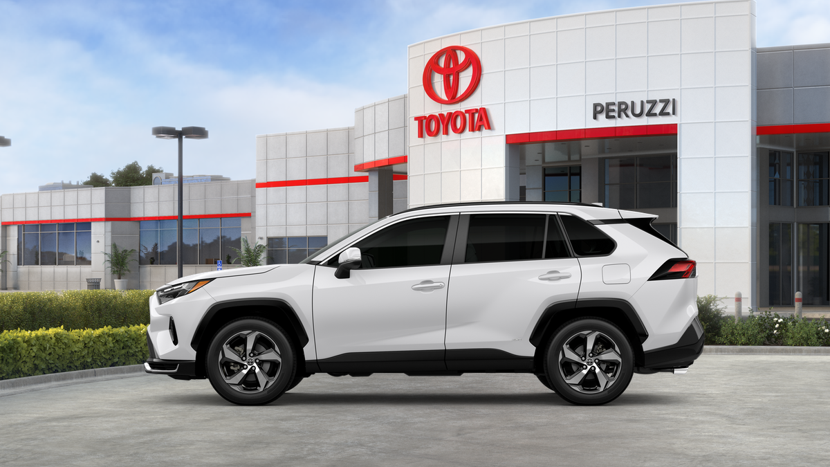 2025 Toyota RAV4 Plug-in Hybrid SE