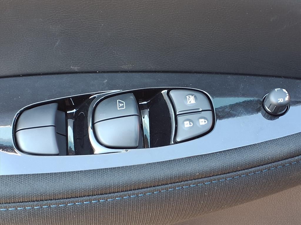 2024 Nissan LEAF SV PLUS