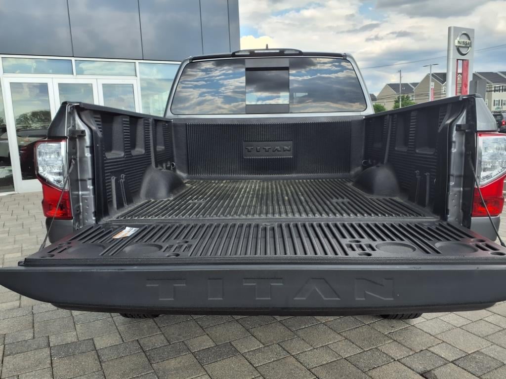 2024 Nissan Titan SV