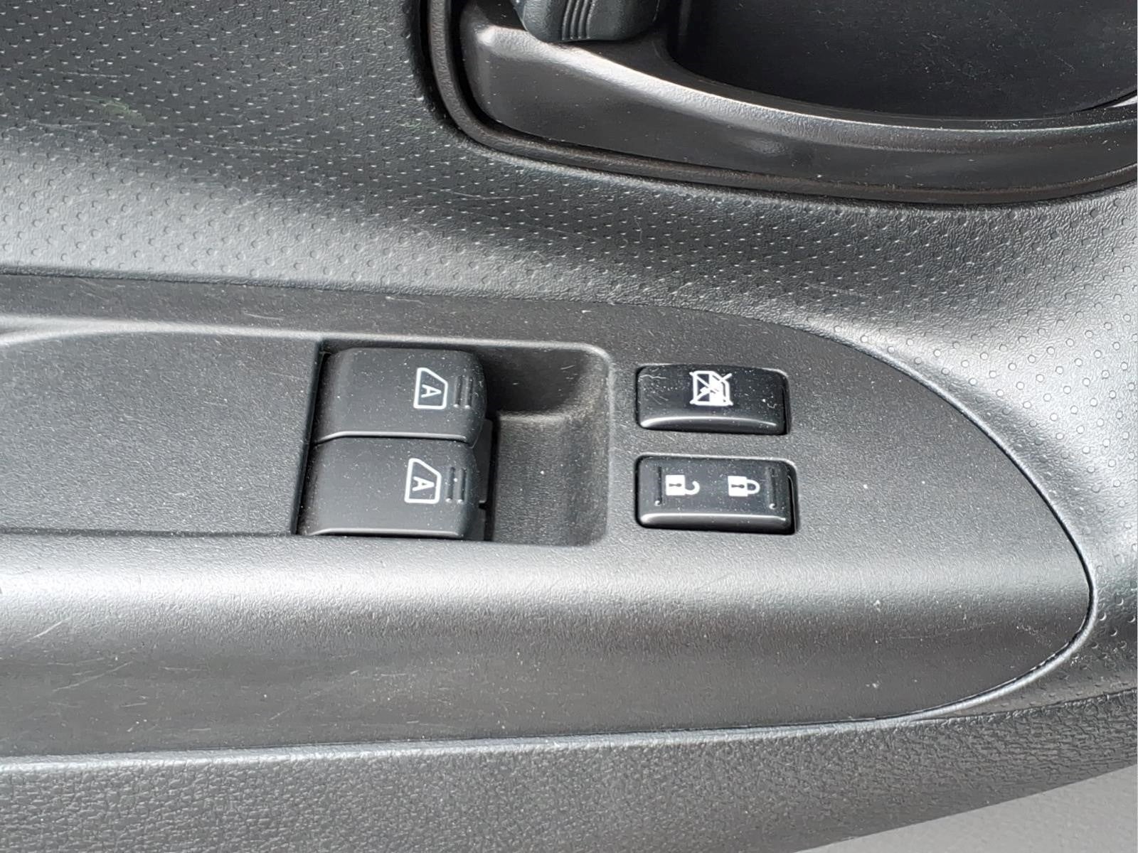 2018 Nissan NV200 SV