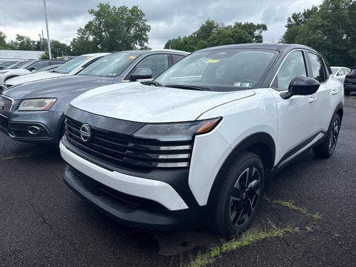 2025 Nissan Kicks SV