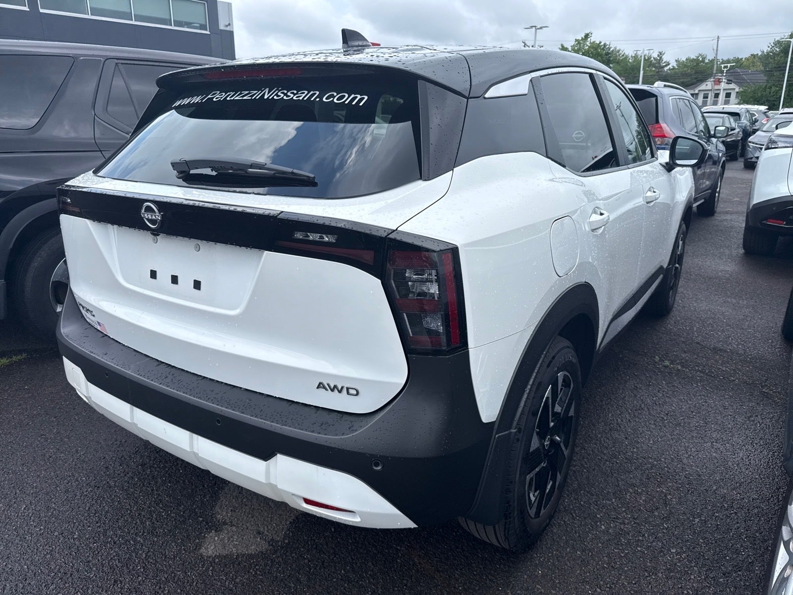2025 Nissan Kicks SV