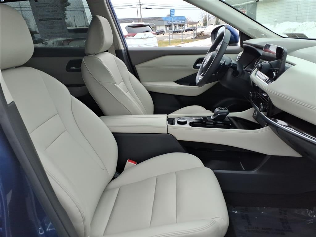 2022 Nissan Rogue SL