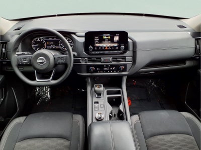 2023 Nissan Pathfinder S