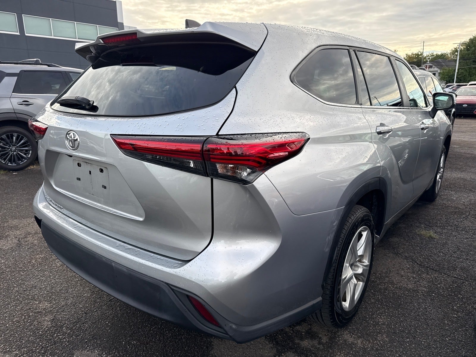 2023 Toyota Highlander L