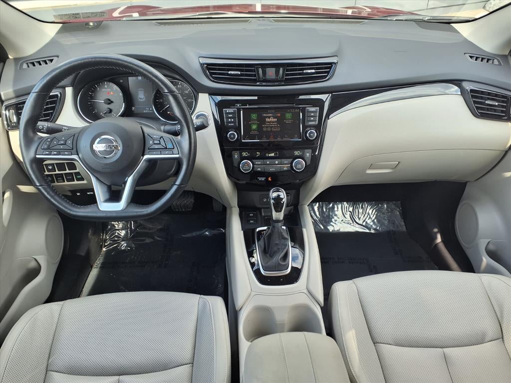 2022 Nissan Rogue Sport SL