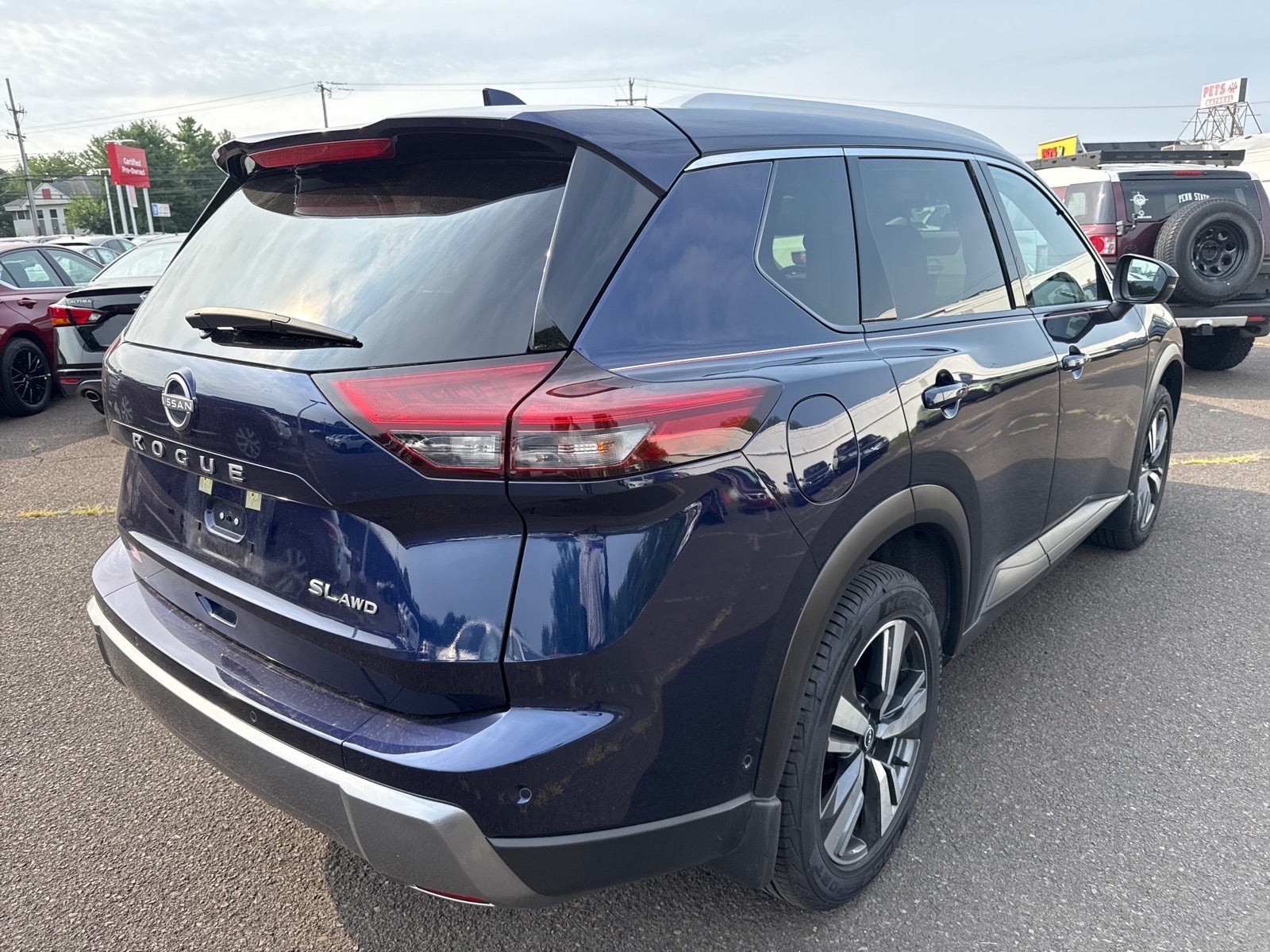 2024 Nissan Rogue SL