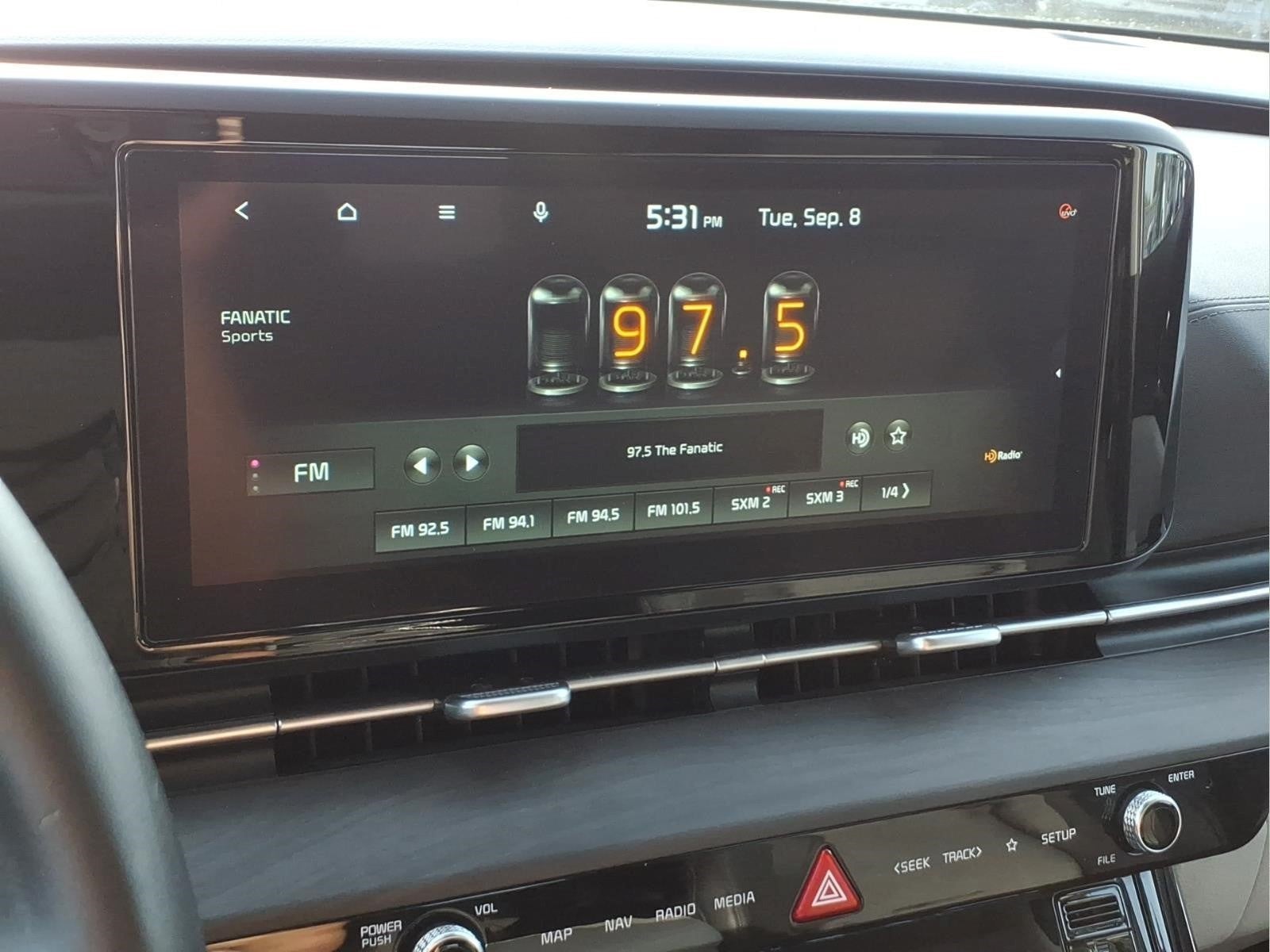 2022 Kia Carnival EX