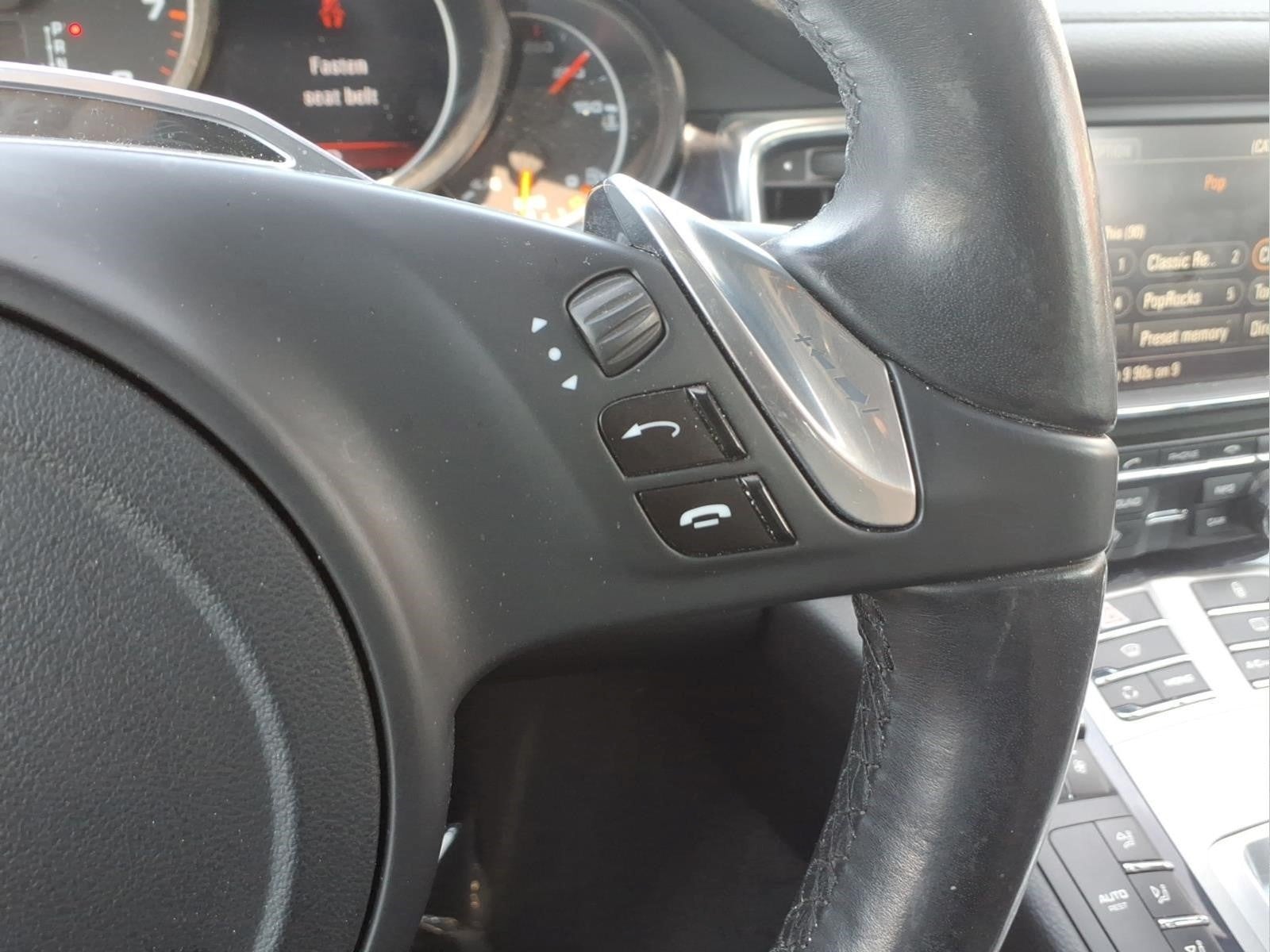 2012 Porsche Panamera 4dr HB