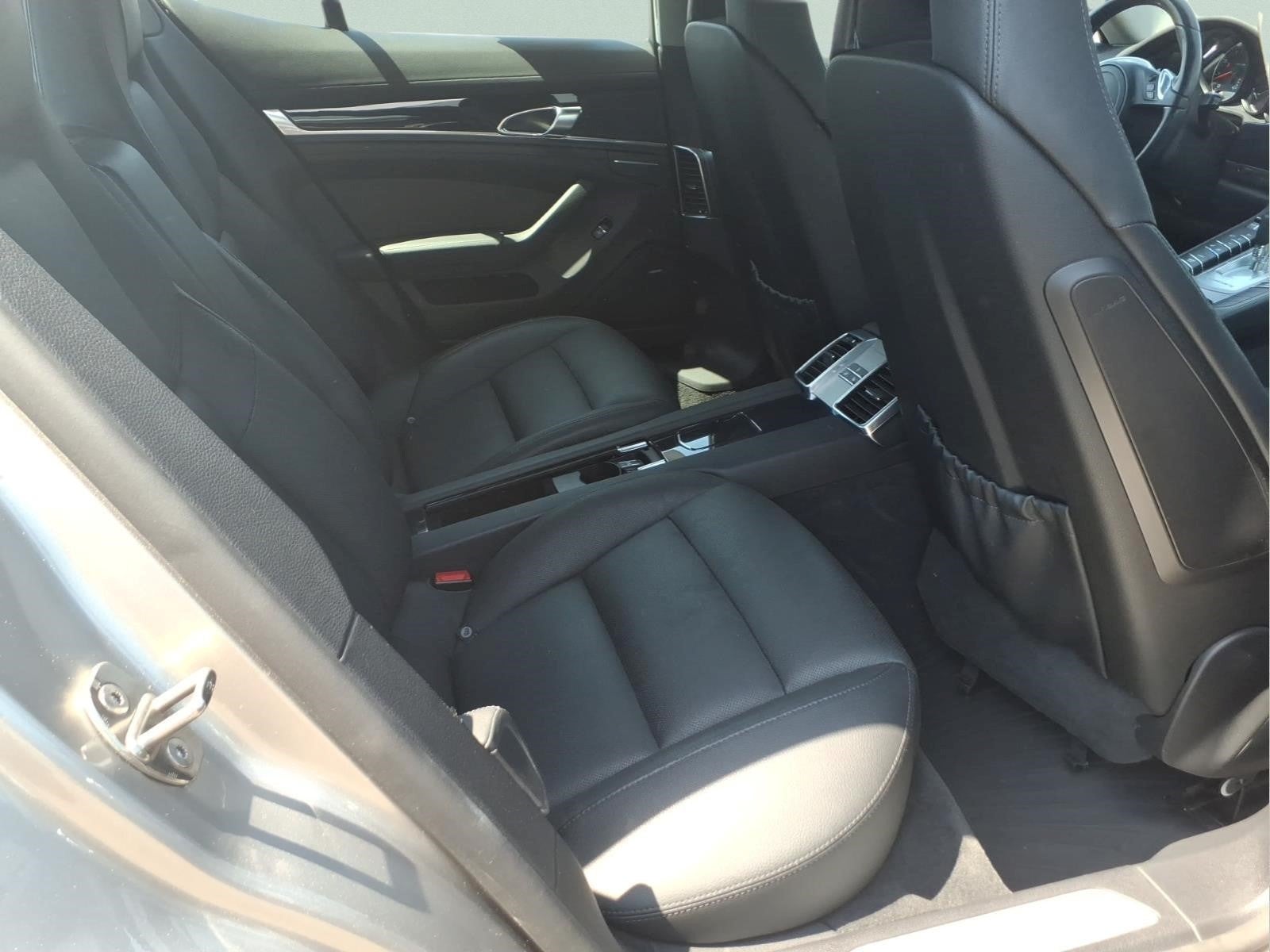 2012 Porsche Panamera 4dr HB