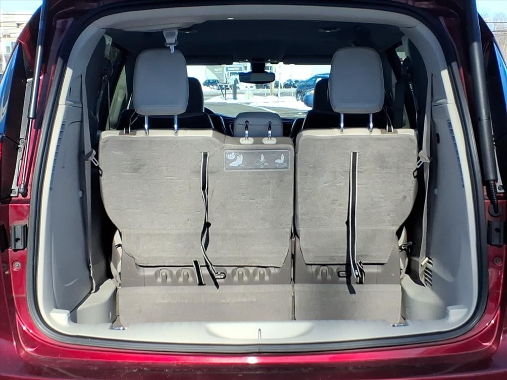 2017 Chrysler Pacifica Touring-L Plus