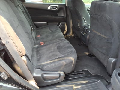 2015 Nissan Pathfinder SV