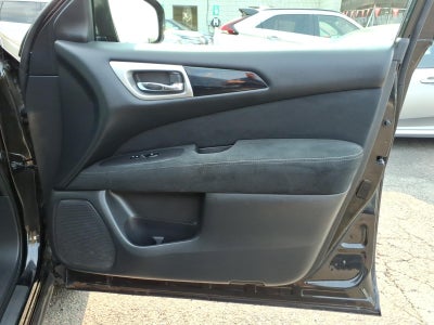 2015 Nissan Pathfinder SV