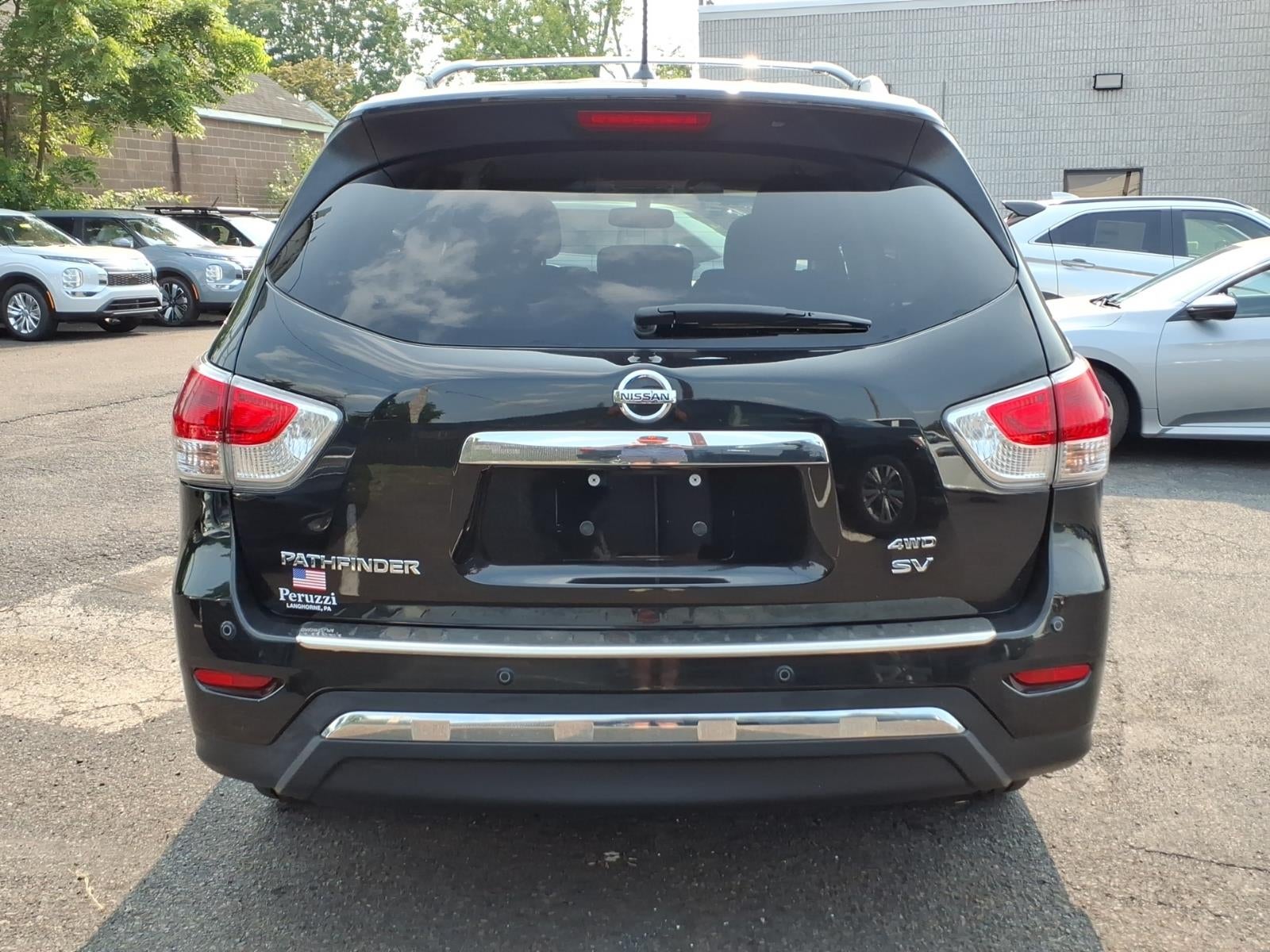 2015 Nissan Pathfinder SV