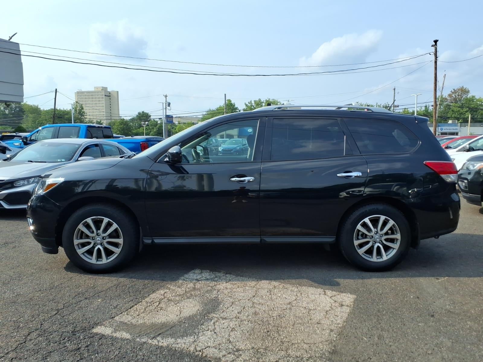 2015 Nissan Pathfinder SV