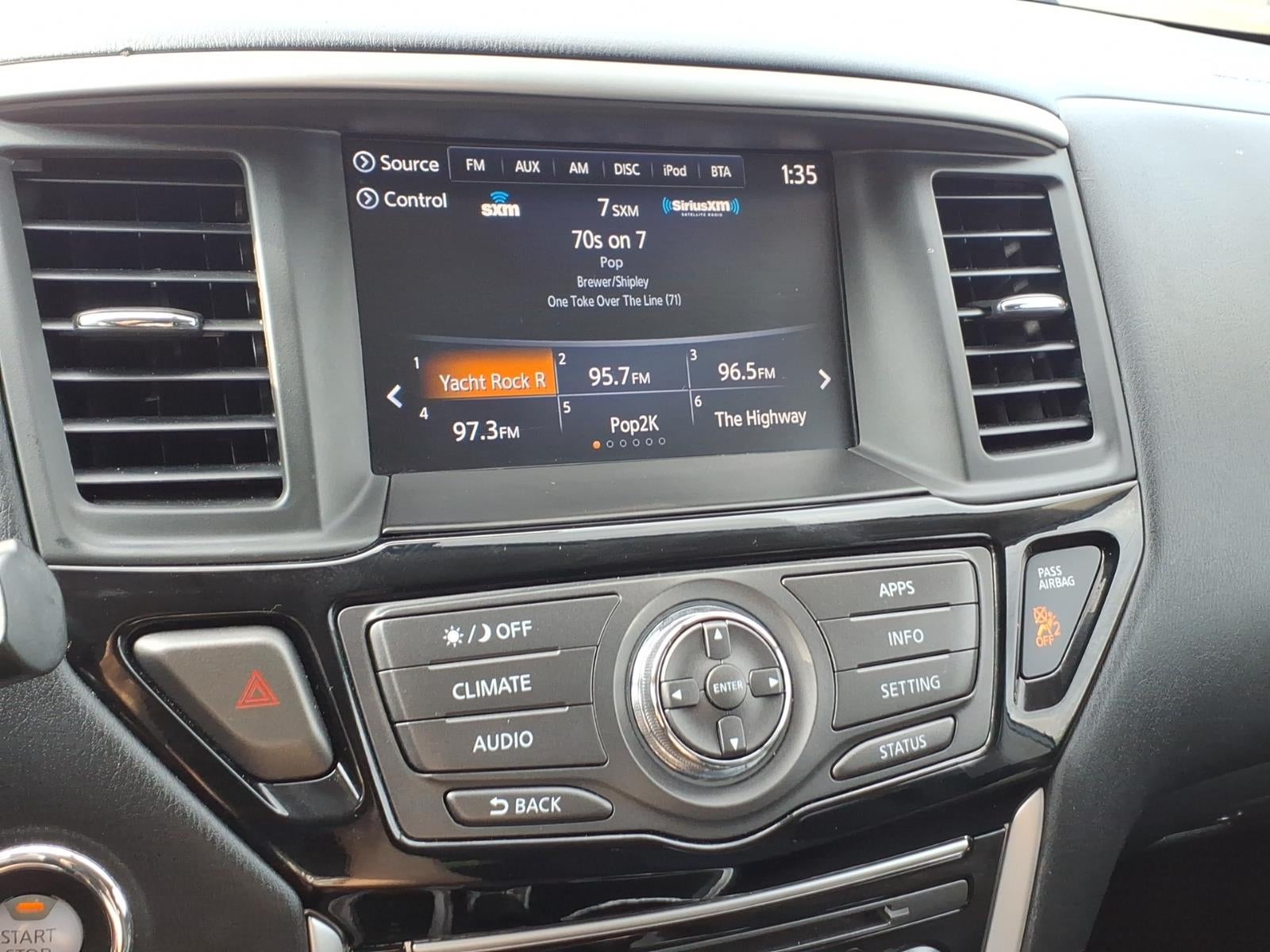 2019 Nissan Pathfinder S
