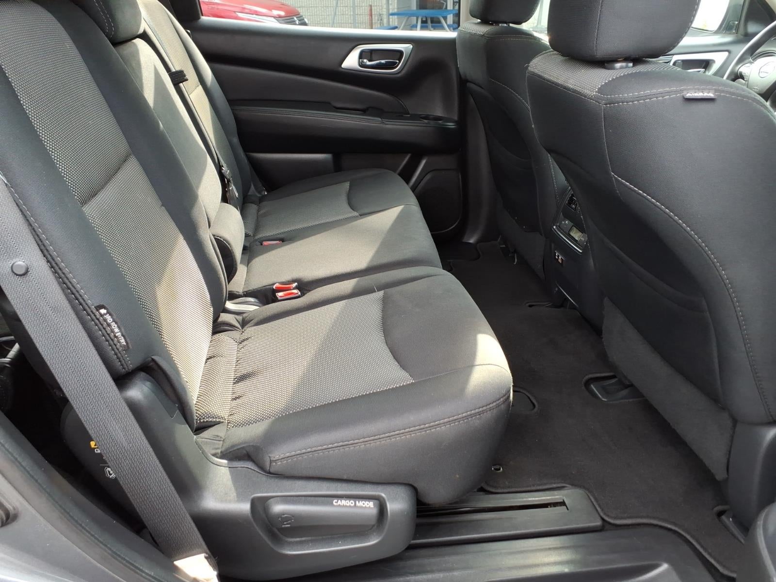 2019 Nissan Pathfinder S