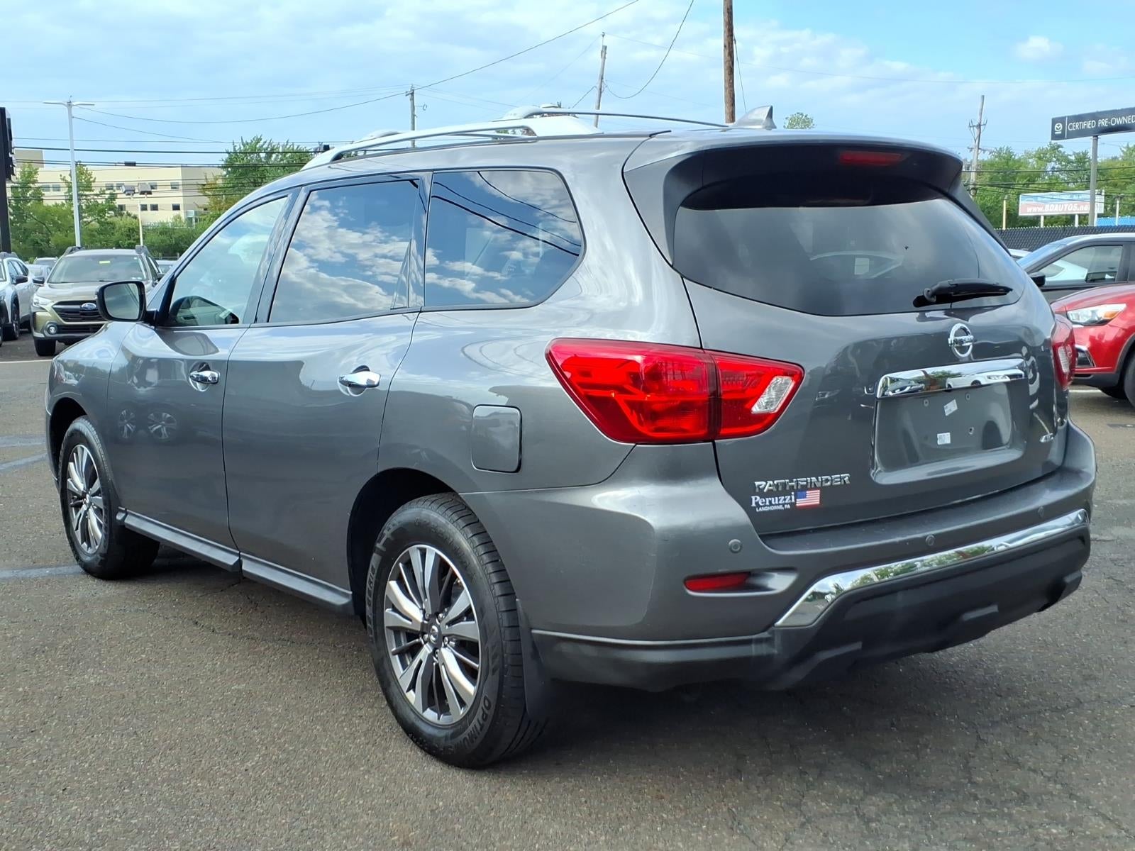 2019 Nissan Pathfinder S
