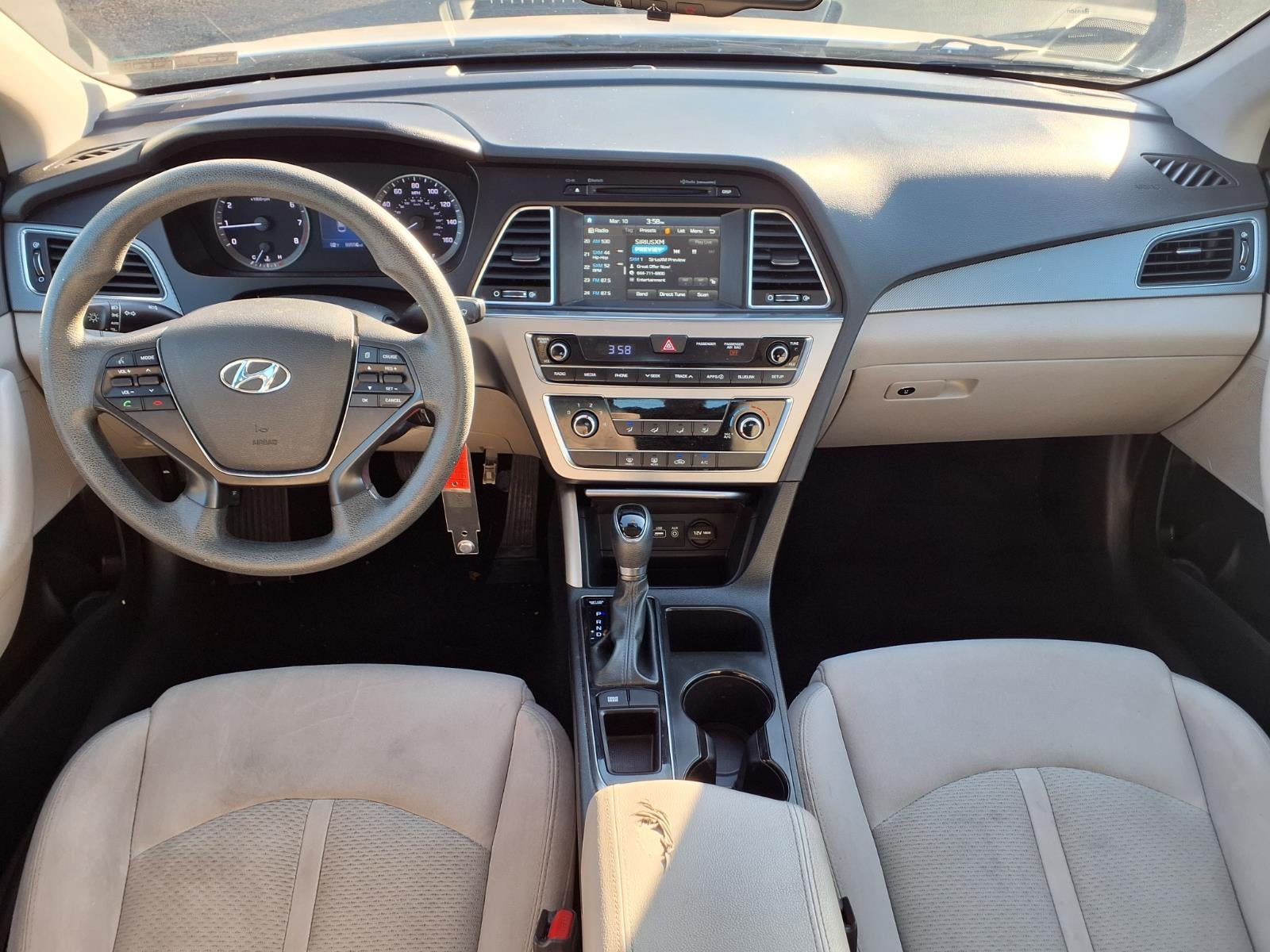 2016 Hyundai SONATA SE