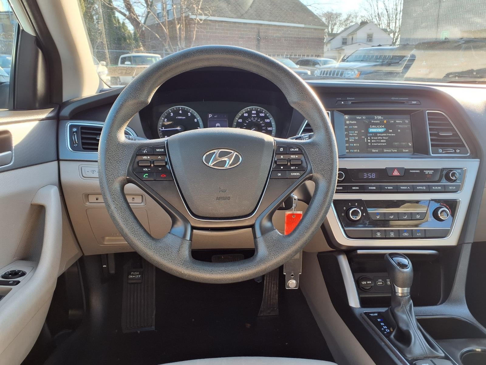 2016 Hyundai SONATA SE