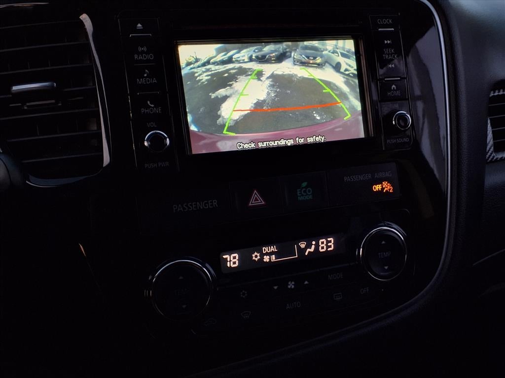 2016 Mitsubishi Outlander SE