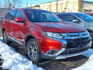 2016 Mitsubishi Outlander SE