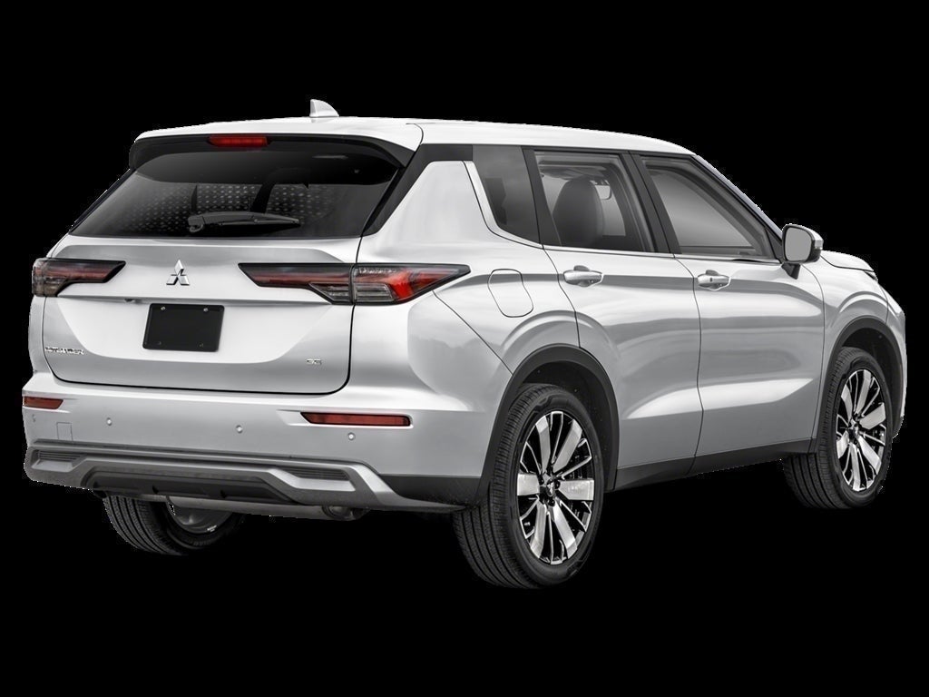 2026 Mitsubishi Outlander LE