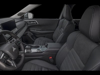 2026 Mitsubishi Outlander LE