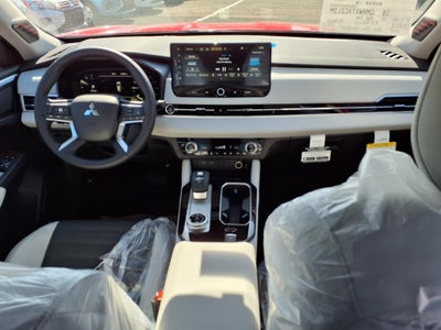 2025 Mitsubishi Outlander SE