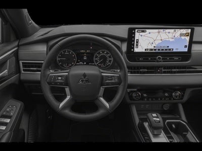 2026 Mitsubishi Outlander LE