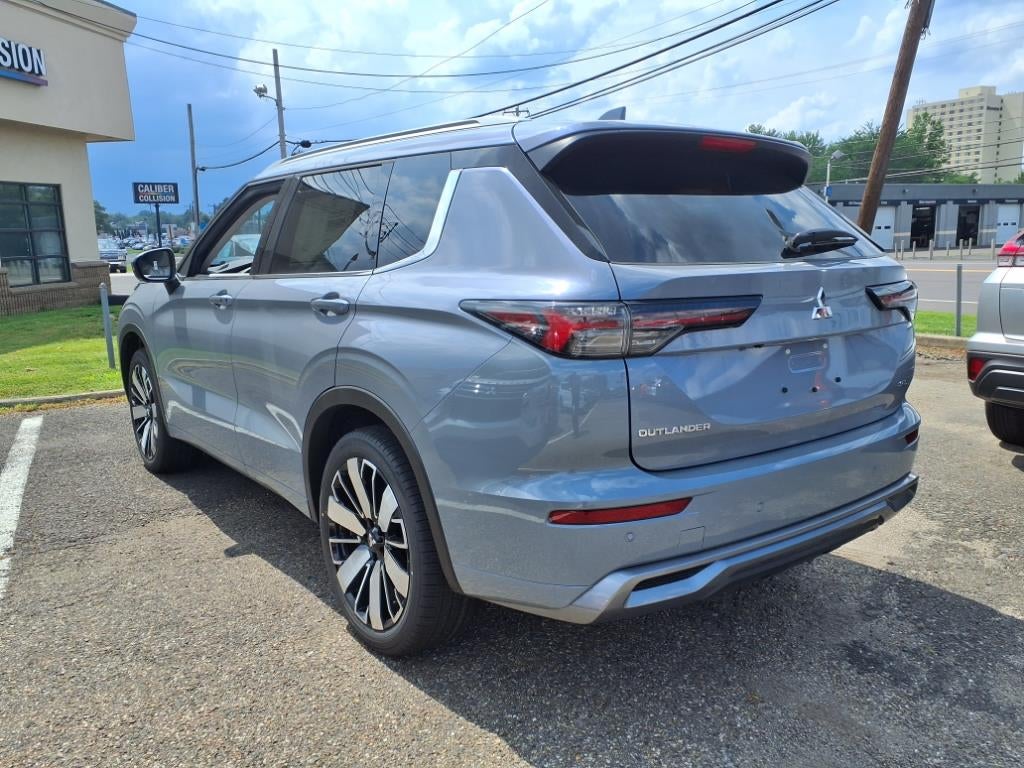 2025 Mitsubishi Outlander SEL