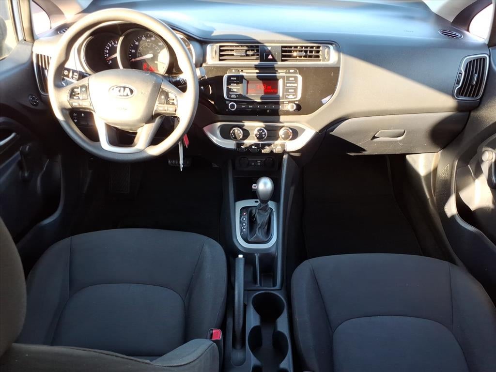 2016 Kia Rio 5-Door LX