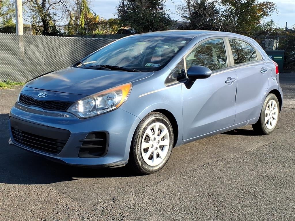 2016 Kia Rio 5-Door LX