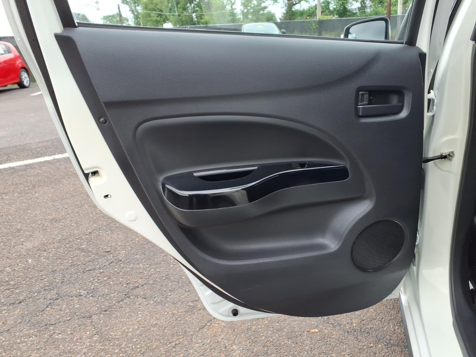 2020 Mitsubishi Mirage SE