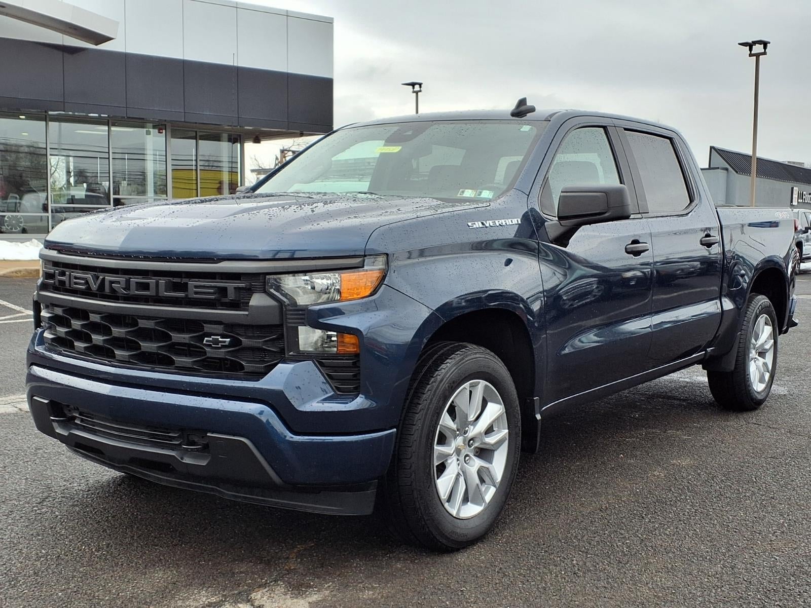 2022 Chevrolet Silverado 1500 Custom