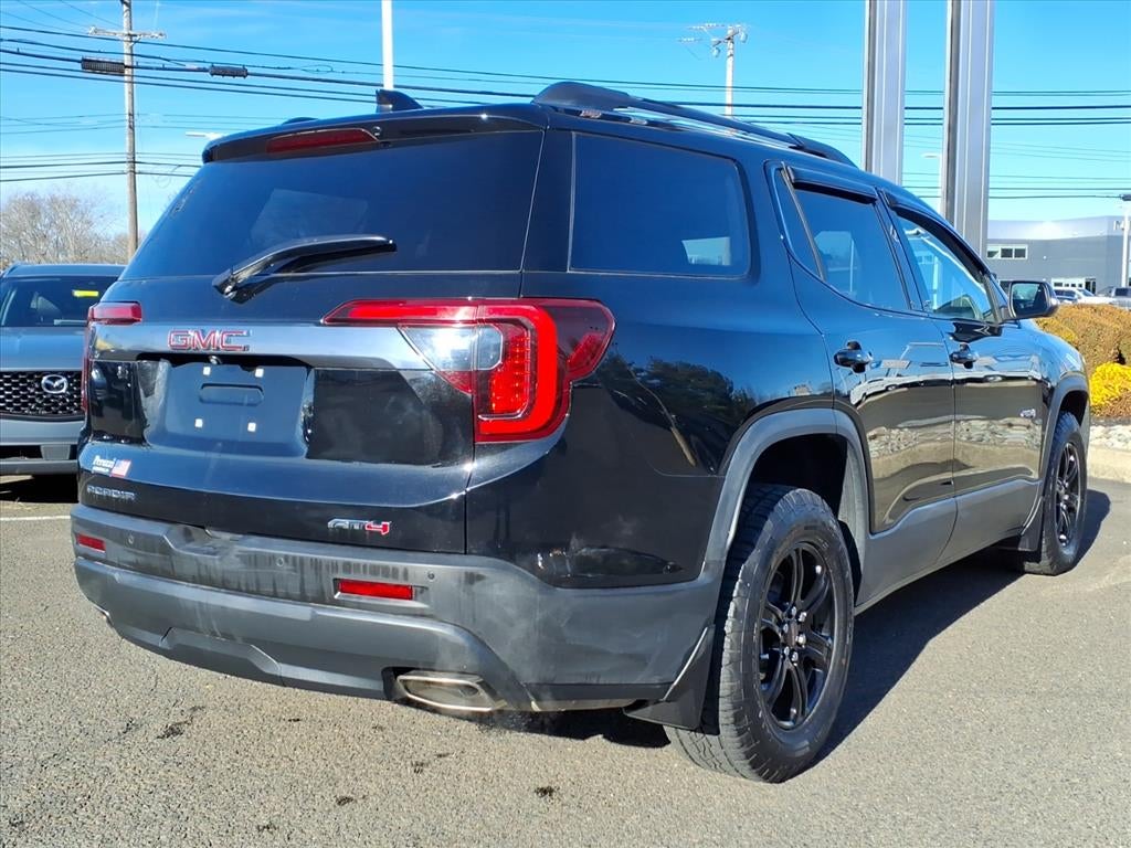2023 GMC Acadia AT4