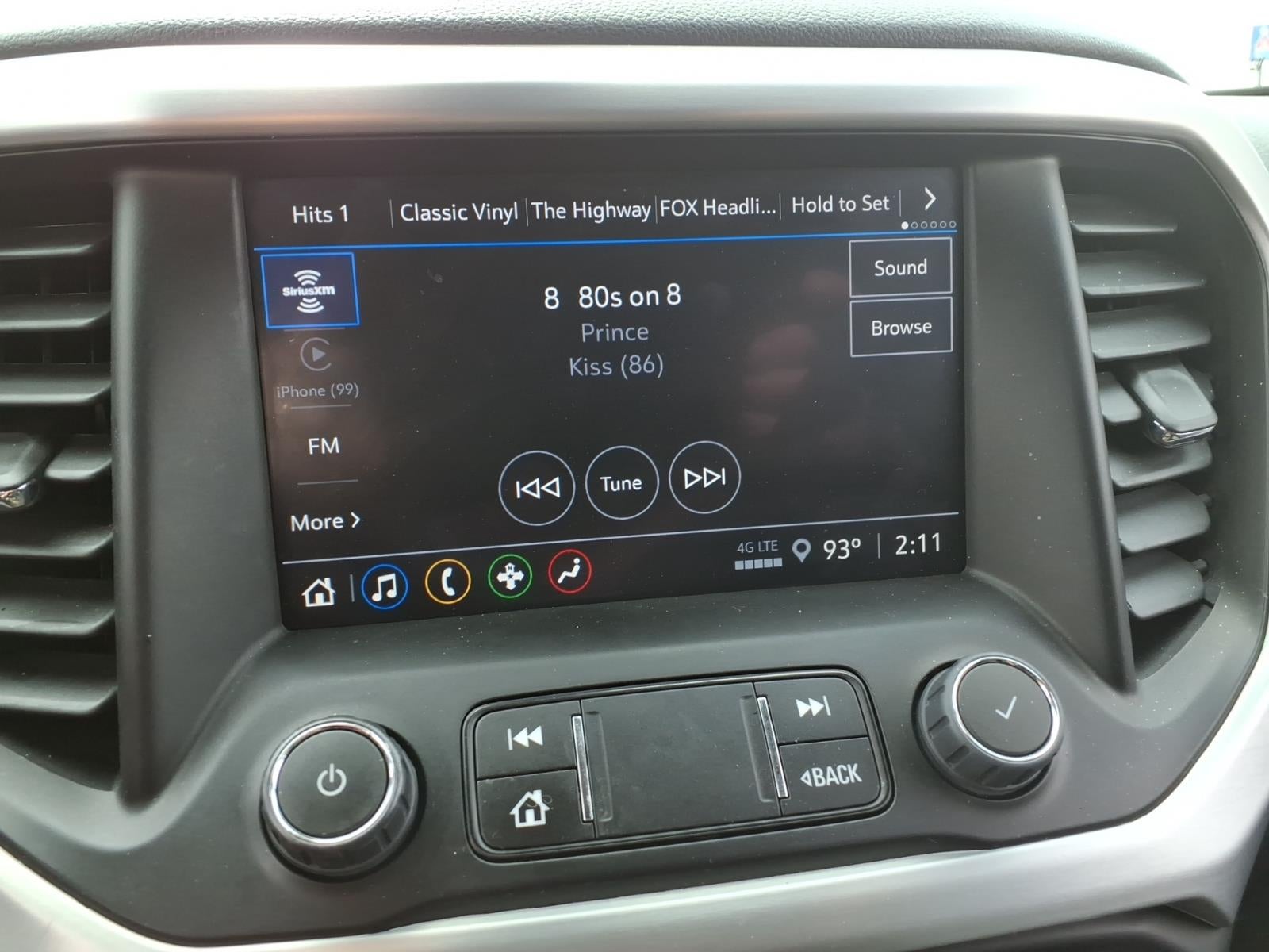 2023 GMC Acadia SLE