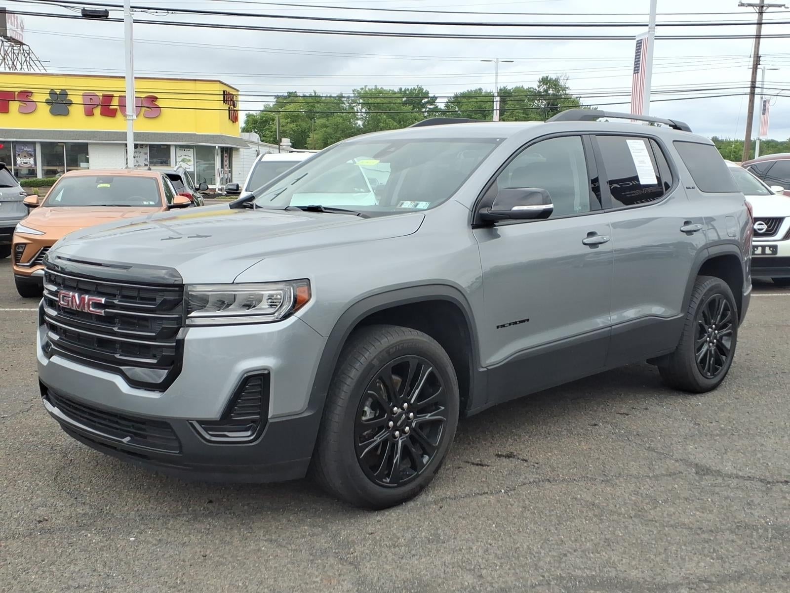 2023 GMC Acadia SLE