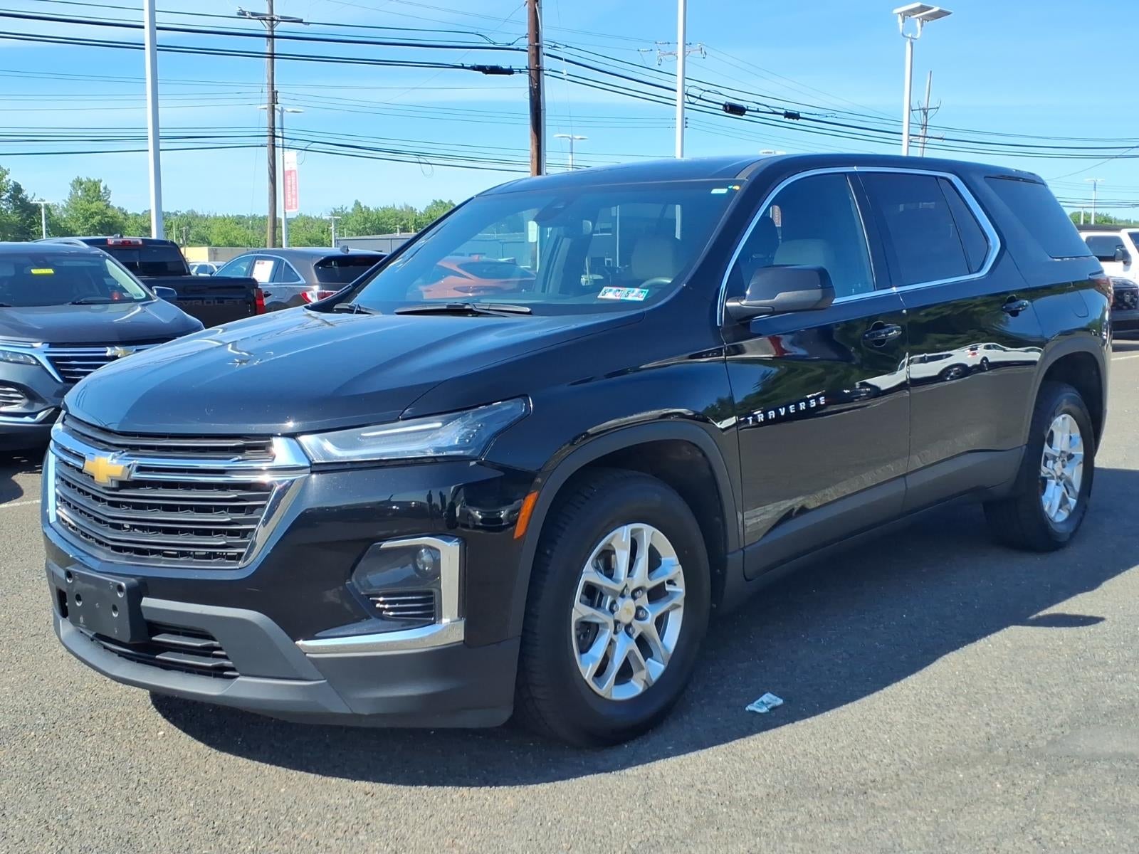 2023 Chevrolet Traverse LS