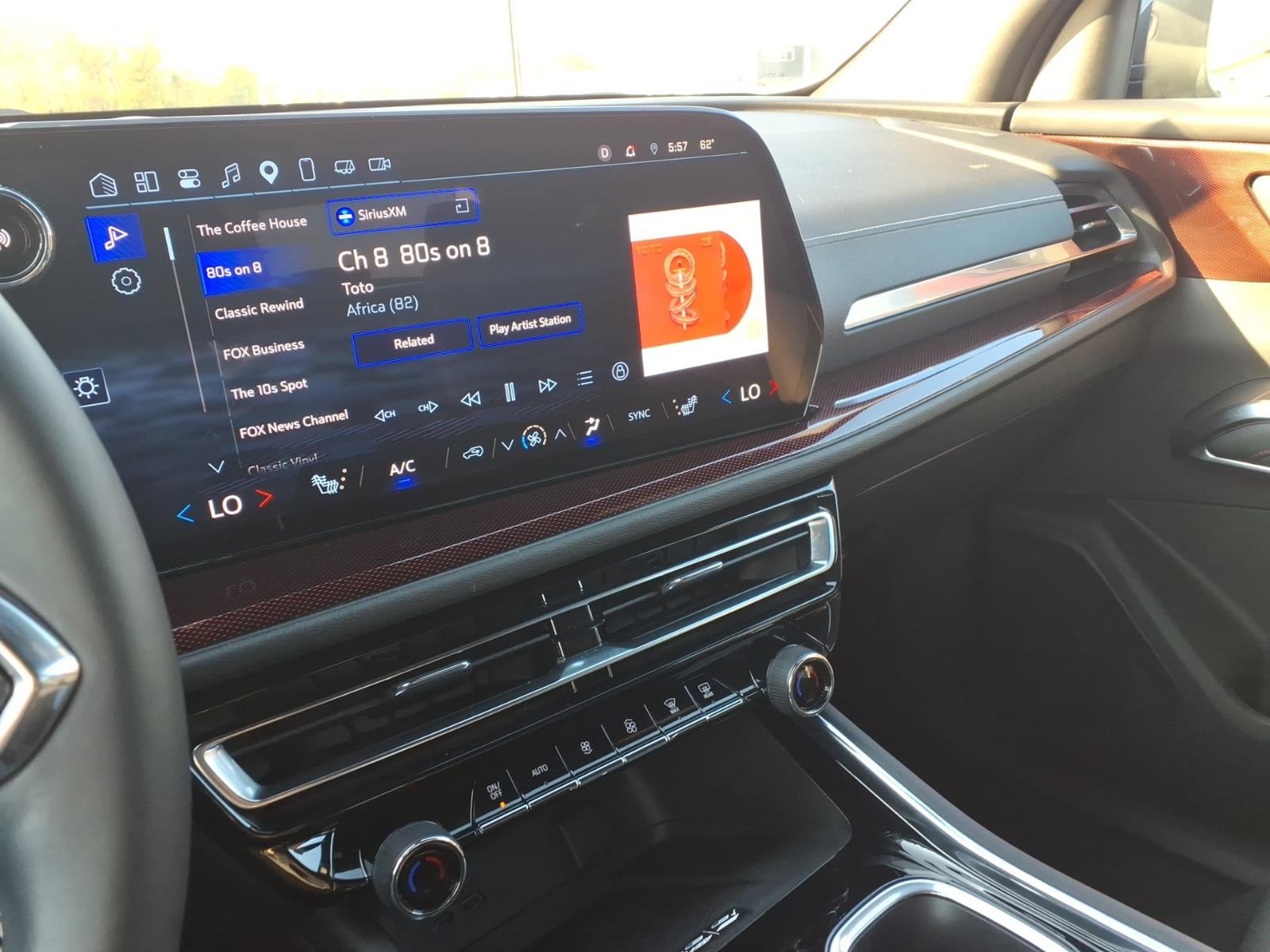 2025 Chevrolet Traverse Z71