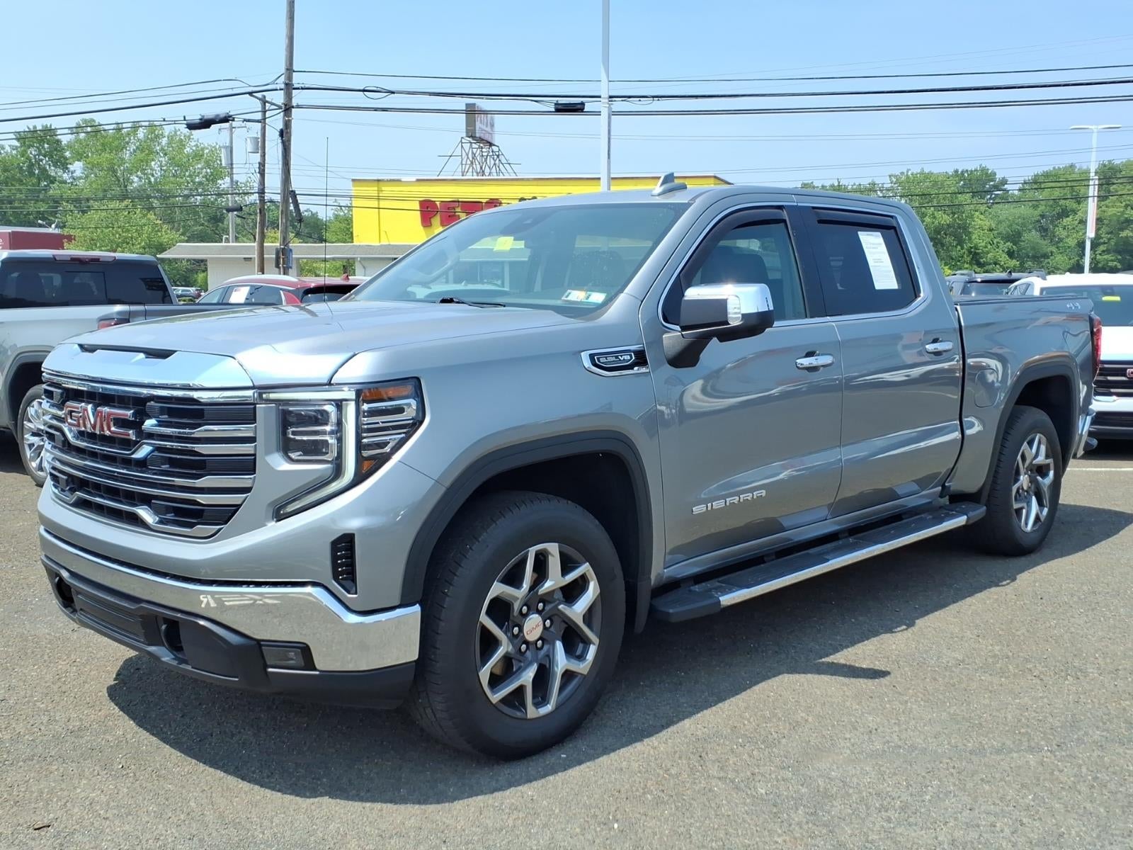 2023 GMC Sierra 1500 SLT