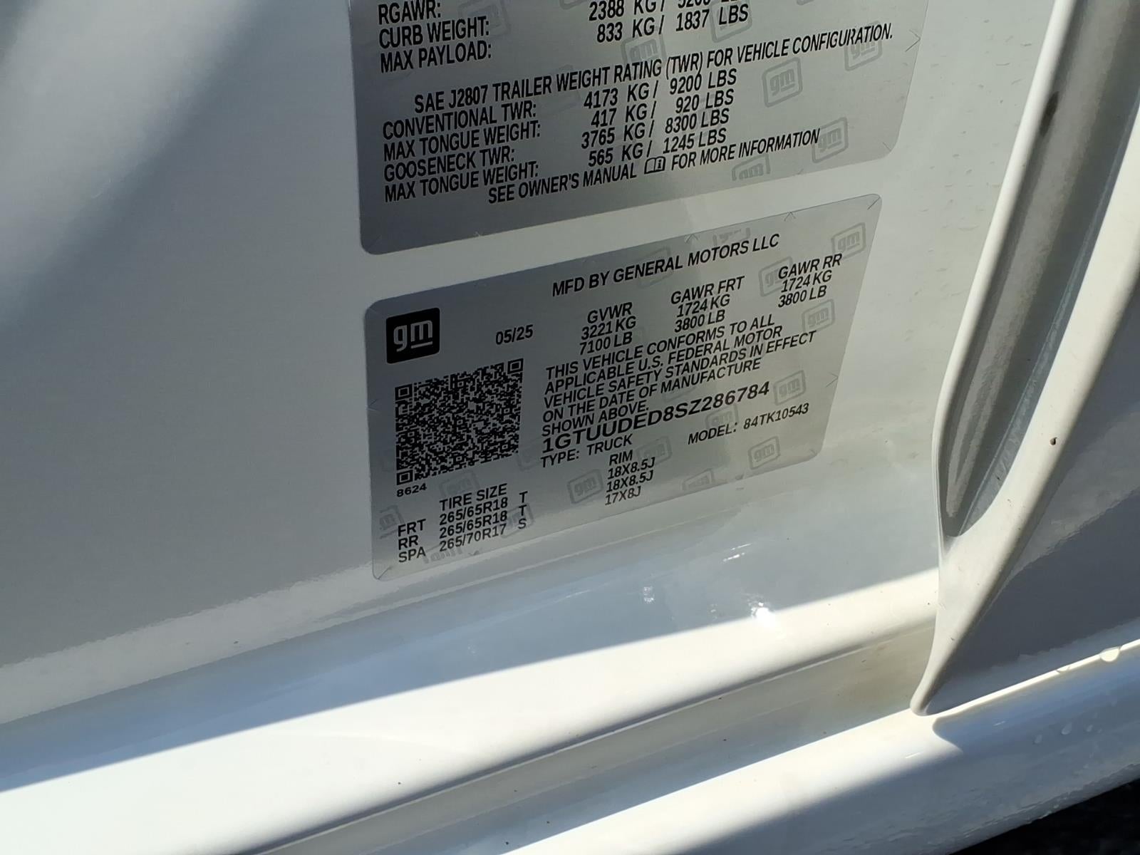 2025 GMC Sierra 1500 SLT