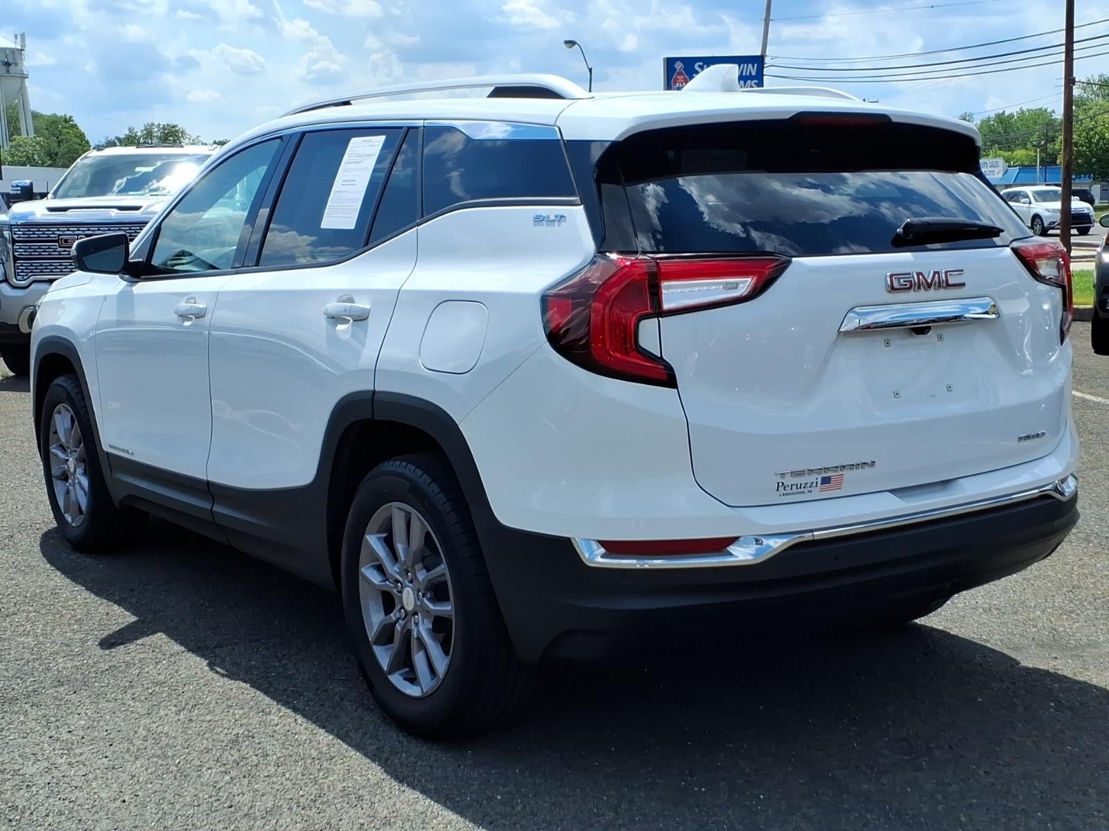 2022 GMC Terrain SLT