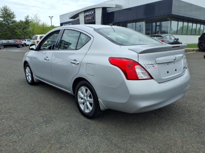 2014 Nissan Versa SV