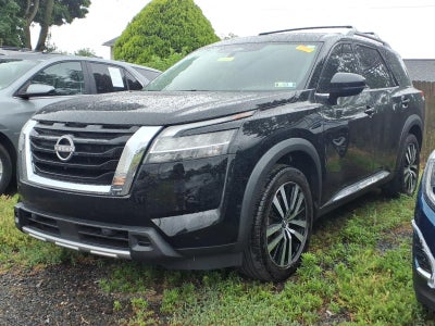 2023 Nissan Pathfinder Platinum 4WD
