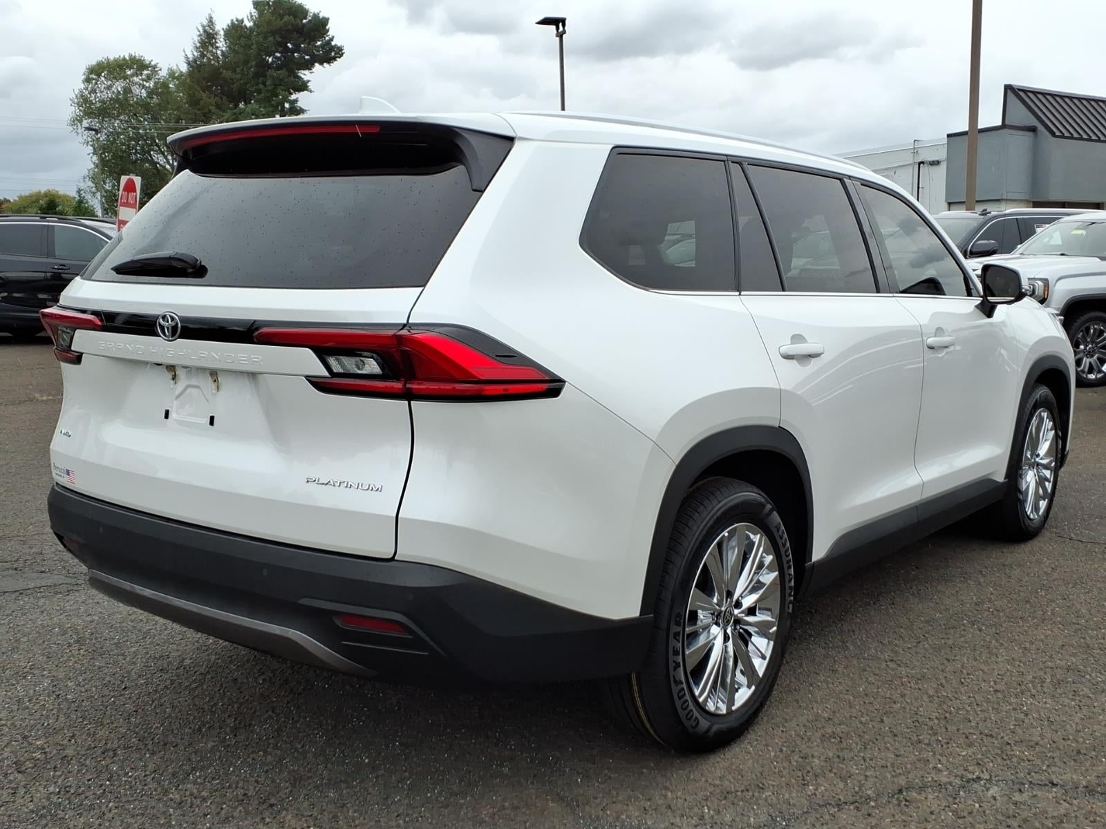 2024 Toyota Grand Highlander Platinum