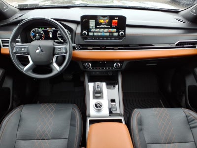 2022 Mitsubishi Outlander SEL