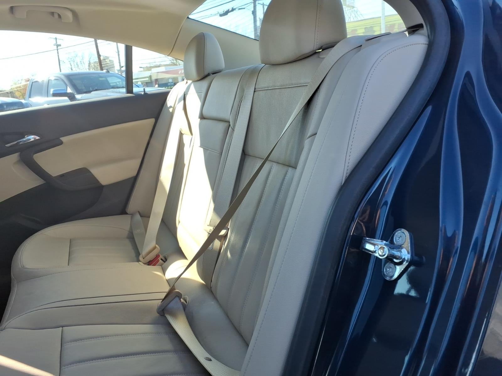 2011 Buick Regal CXL RL1