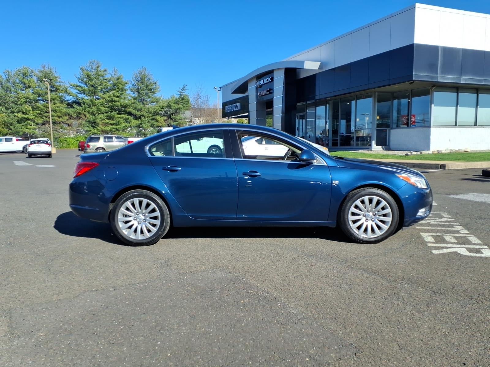 2011 Buick Regal CXL RL1